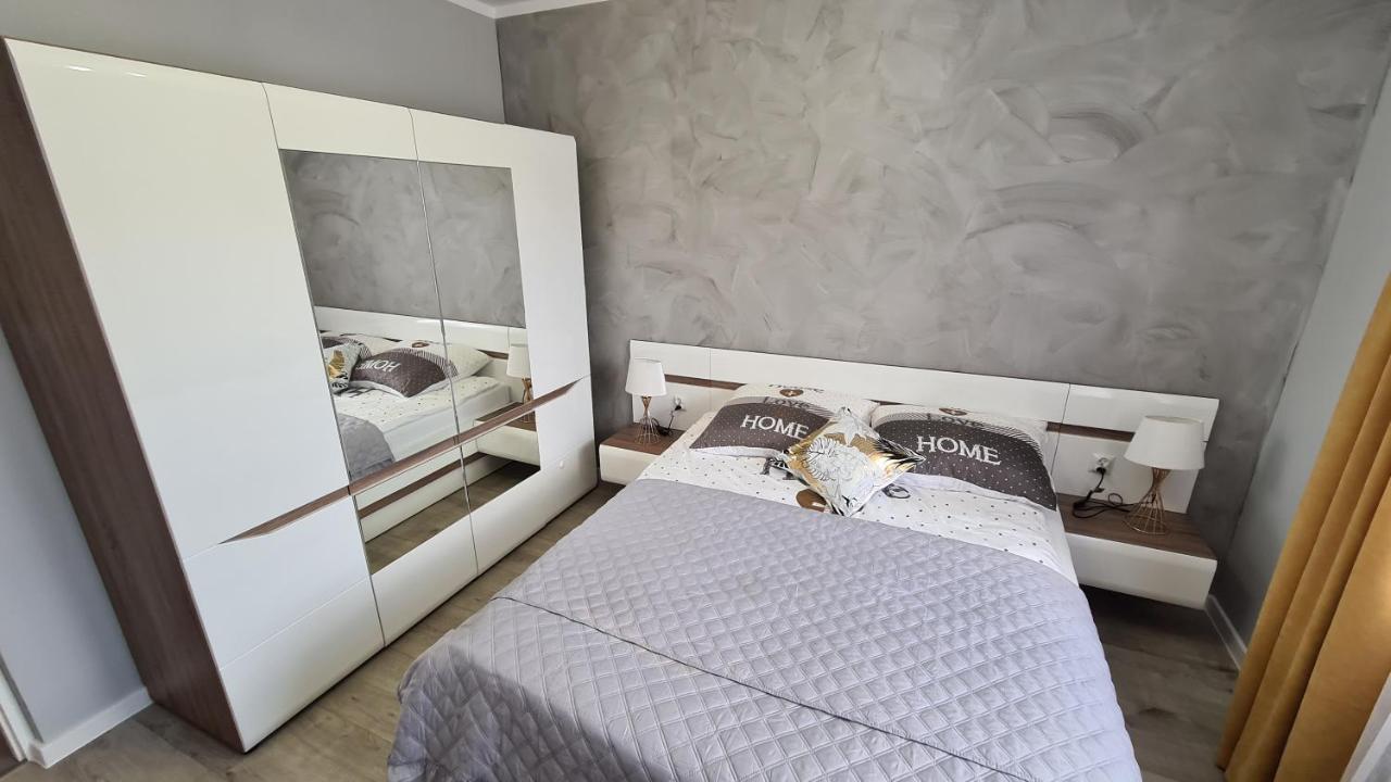 Apartament Deluxe 3 Apartman Oświęcim Kültér fotó